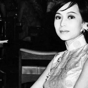 她一脱成名，曾是亚洲最出名的三级片艳星，却转行做卫星，让美国大惊失色 ...