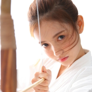 “网红”红出生产力？揭秘网红背后的造红经济产业链