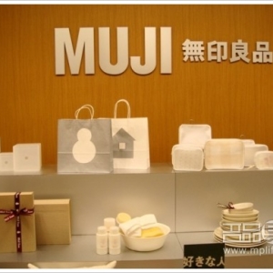 为何MUJI无印良品在日本是杂货铺，在中国却成了精品店？